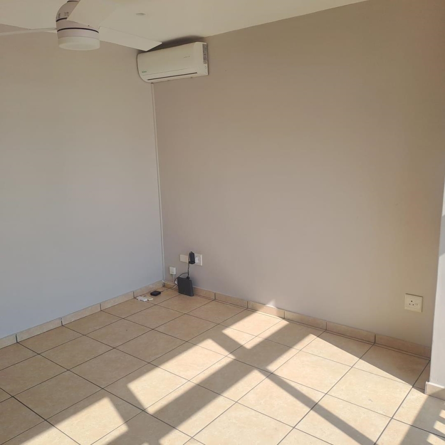 To Let 2 Bedroom Property for Rent in Mzingazi Golf Estate KwaZulu-Natal
