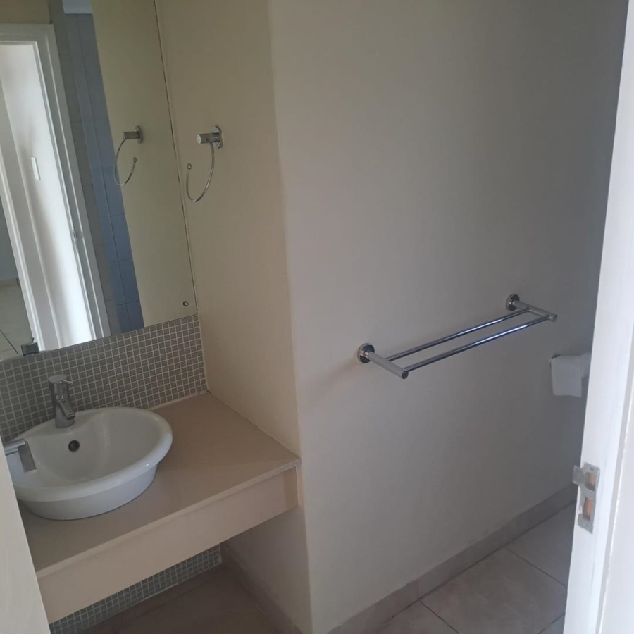 To Let 2 Bedroom Property for Rent in Mzingazi Golf Estate KwaZulu-Natal