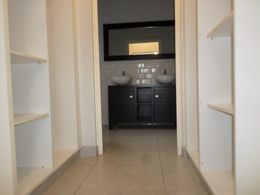 To Let 3 Bedroom Property for Rent in Seaward Estate KwaZulu-Natal