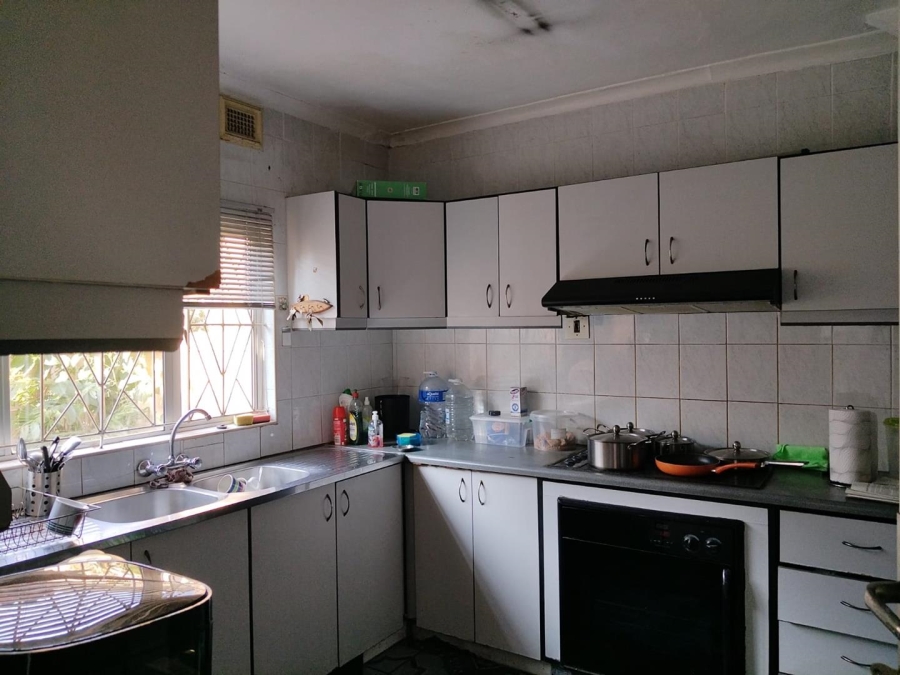 3 Bedroom Property for Sale in Arena Park KwaZulu-Natal