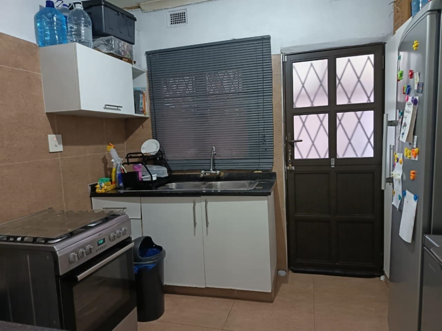 2 Bedroom Property for Sale in Risecliff KwaZulu-Natal