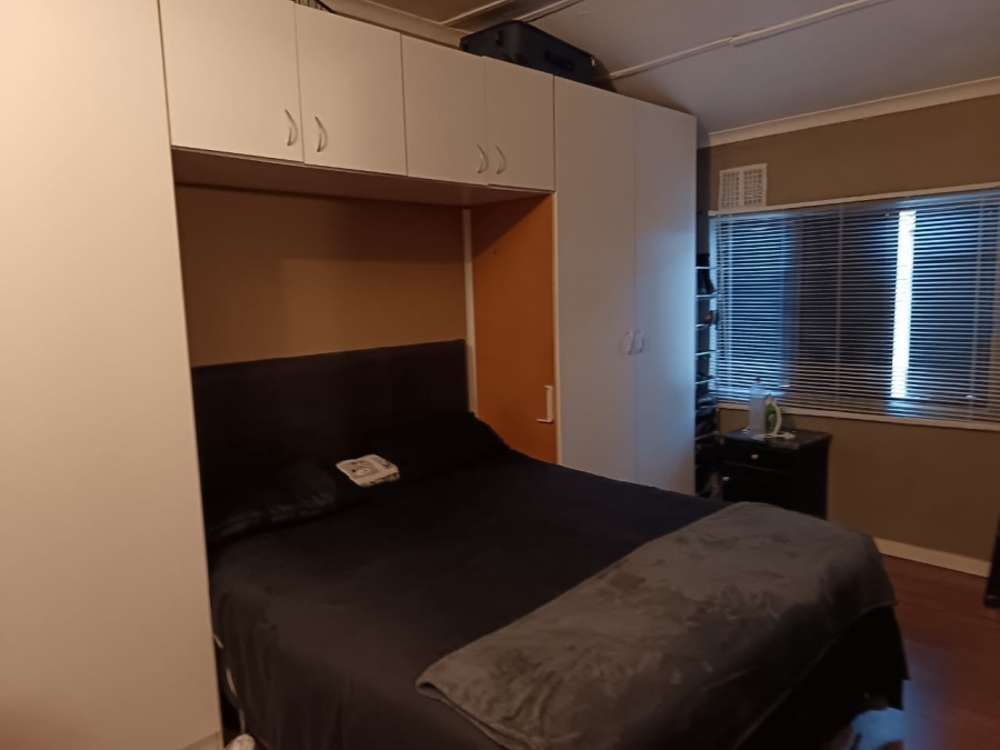 2 Bedroom Property for Sale in Risecliff KwaZulu-Natal