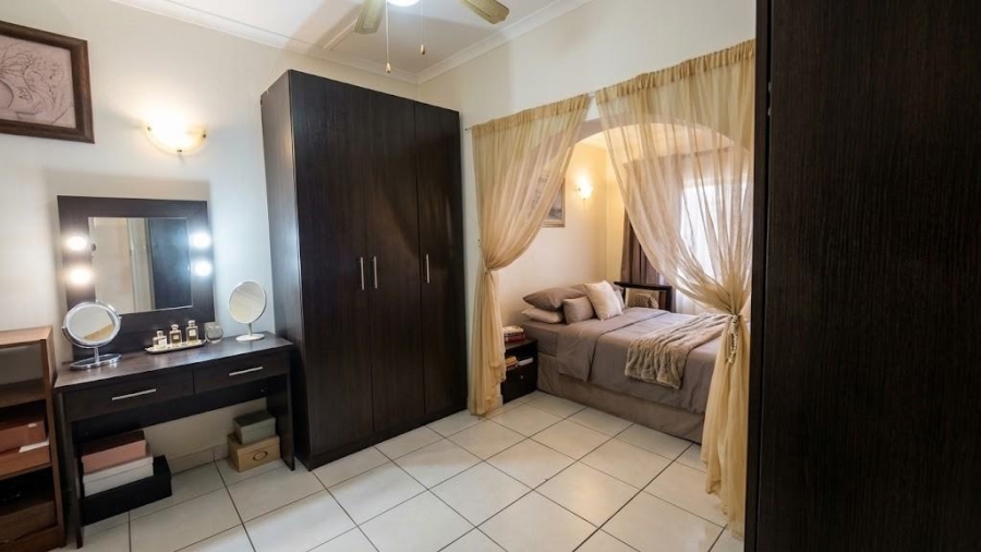 5 Bedroom Property for Sale in Durban North KwaZulu-Natal