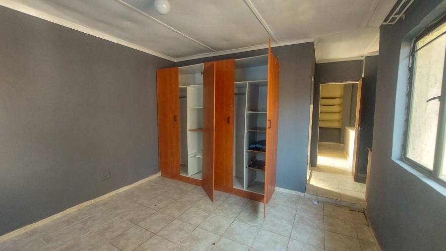 5 Bedroom Property for Sale in Durban North KwaZulu-Natal