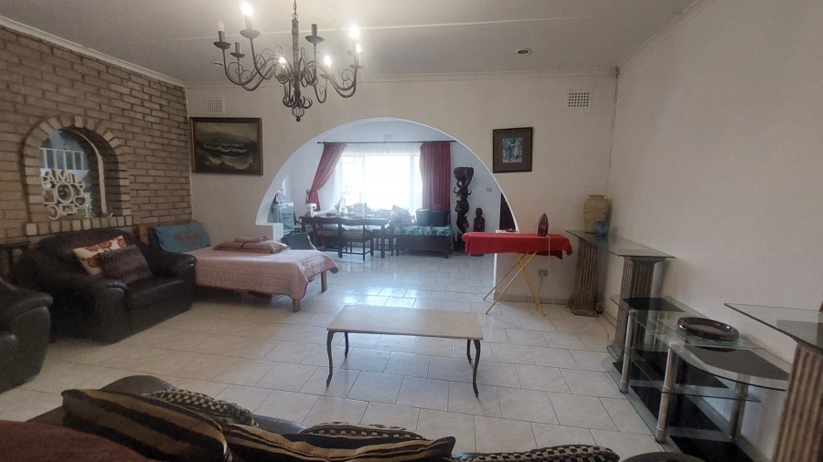 5 Bedroom Property for Sale in Durban North KwaZulu-Natal