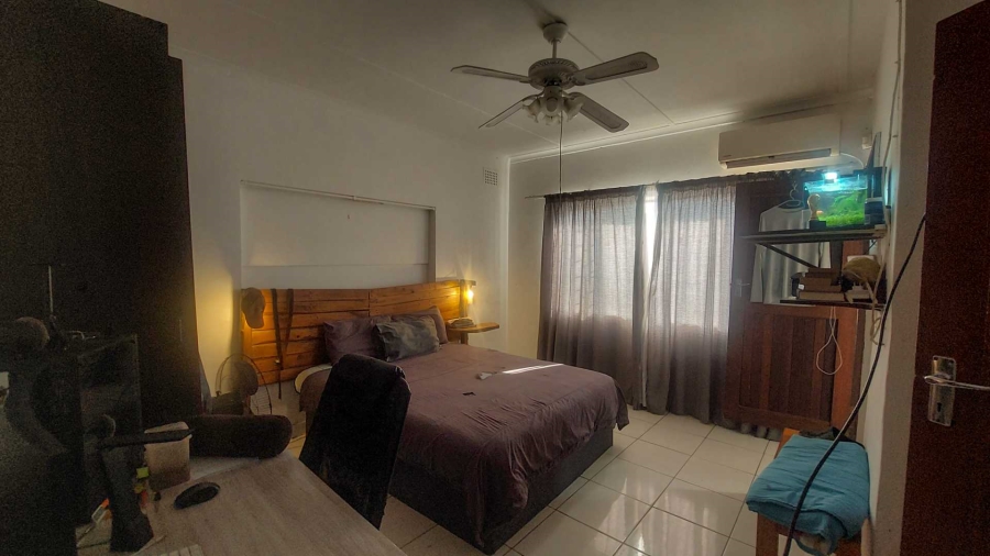 5 Bedroom Property for Sale in Durban North KwaZulu-Natal