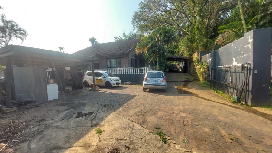 5 Bedroom Property for Sale in Durban North KwaZulu-Natal