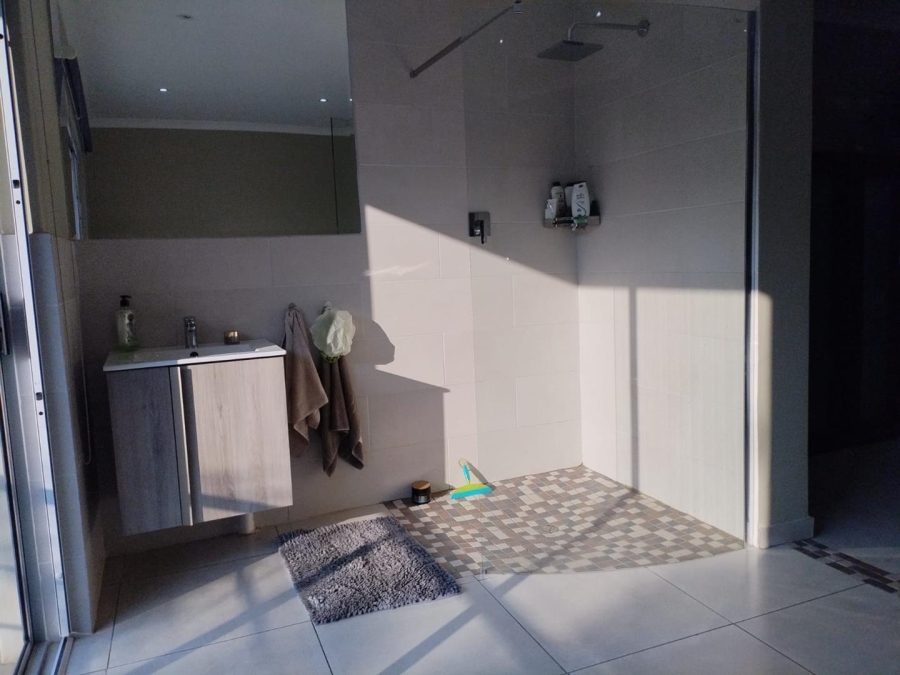 3 Bedroom Property for Sale in Sunningdale KwaZulu-Natal
