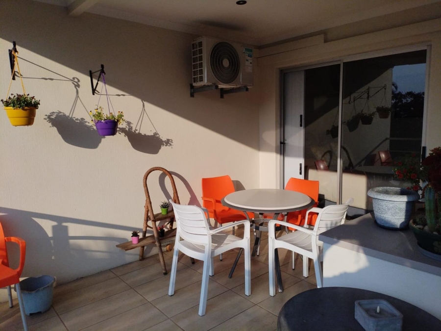 3 Bedroom Property for Sale in Sunningdale KwaZulu-Natal