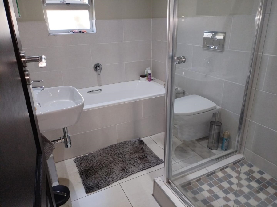 3 Bedroom Property for Sale in Sunningdale KwaZulu-Natal