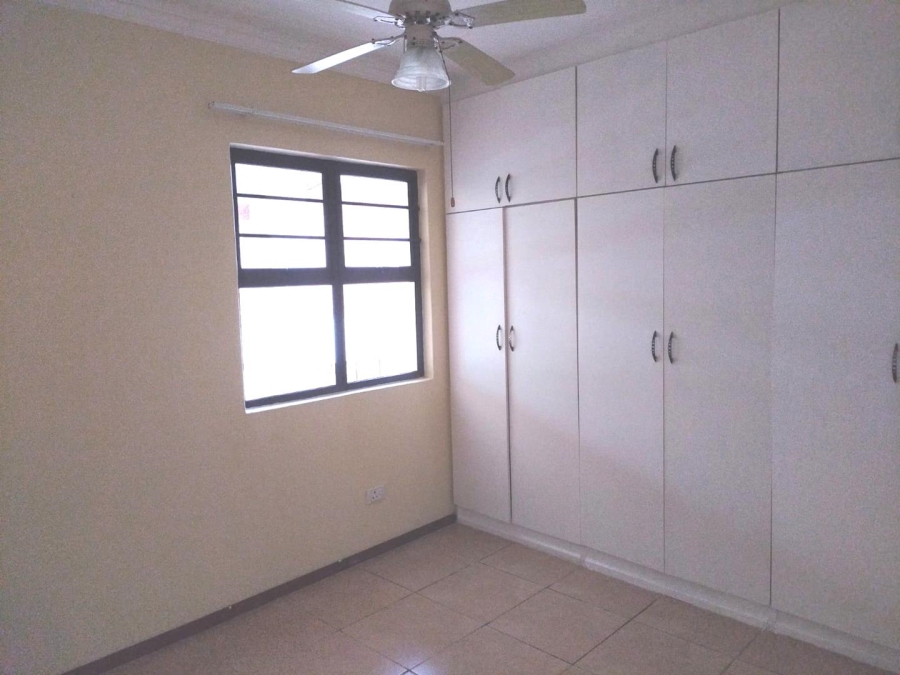 To Let 1 Bedroom Property for Rent in Glen Ashley KwaZulu-Natal