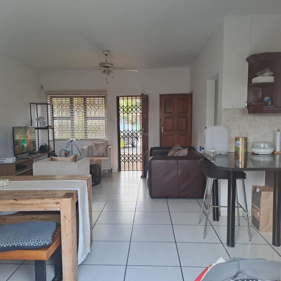 To Let 2 Bedroom Property for Rent in Wildenwide KwaZulu-Natal