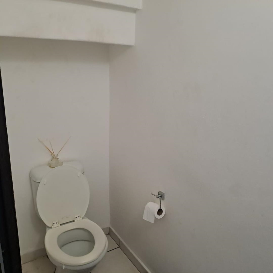 To Let 2 Bedroom Property for Rent in Wildenwide KwaZulu-Natal
