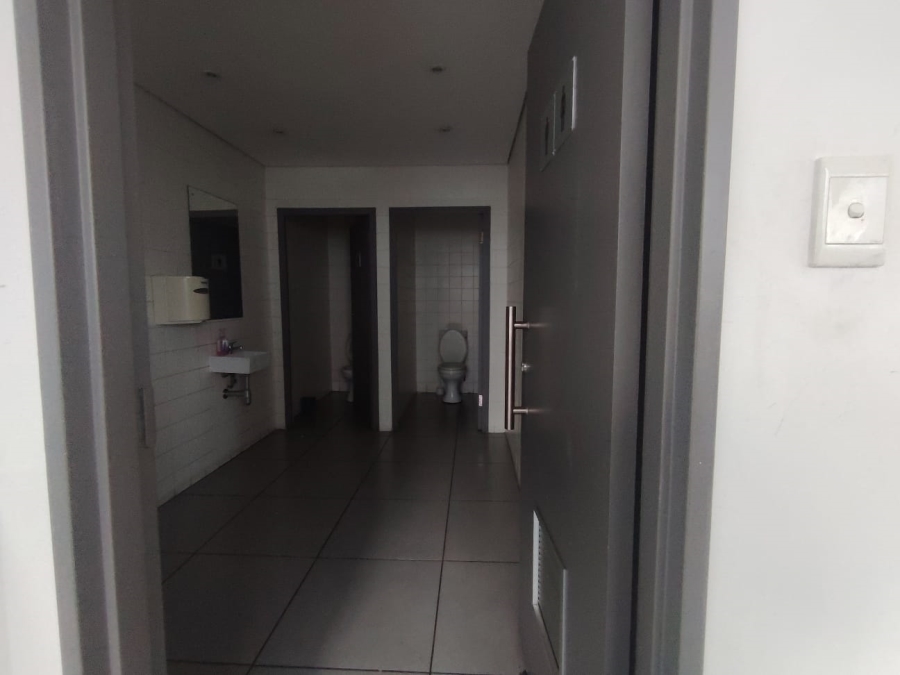 To Let Commercial Property for Rent in South Beach KwaZulu-Natal