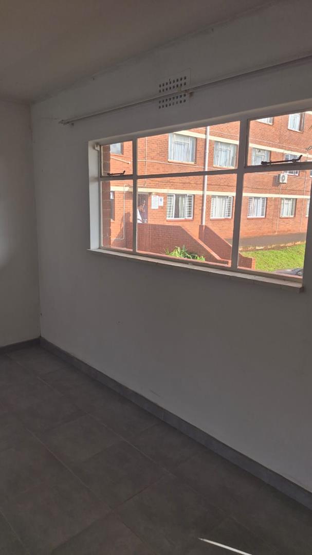 2 Bedroom Property for Sale in Bluff KwaZulu-Natal
