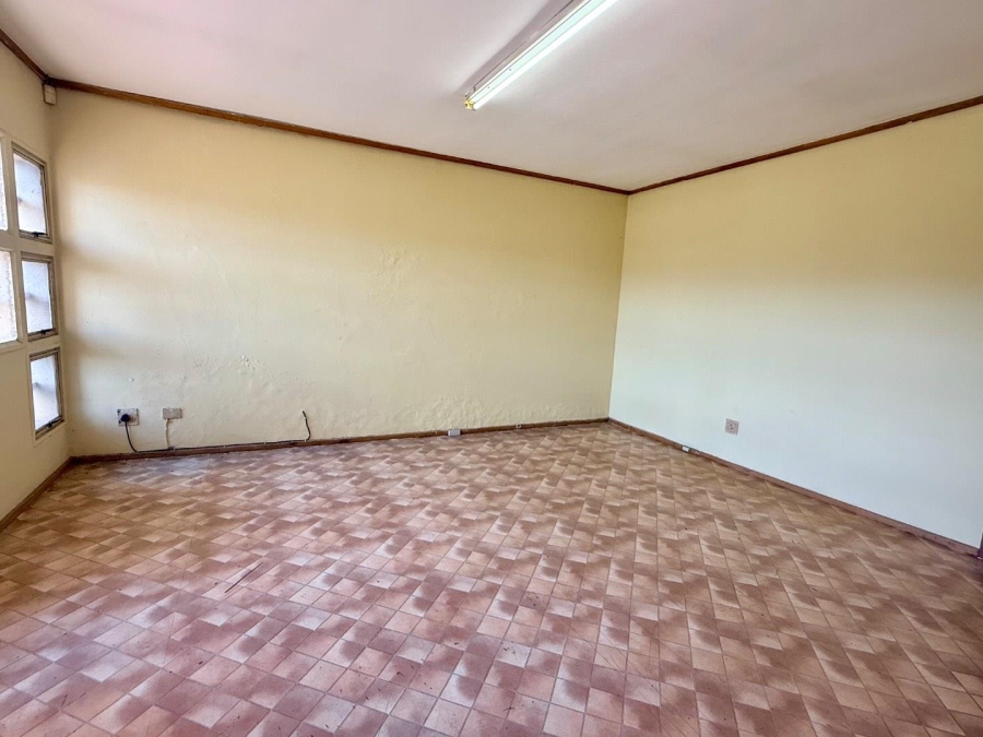 To Let Commercial Property for Rent in Vryheid KwaZulu-Natal