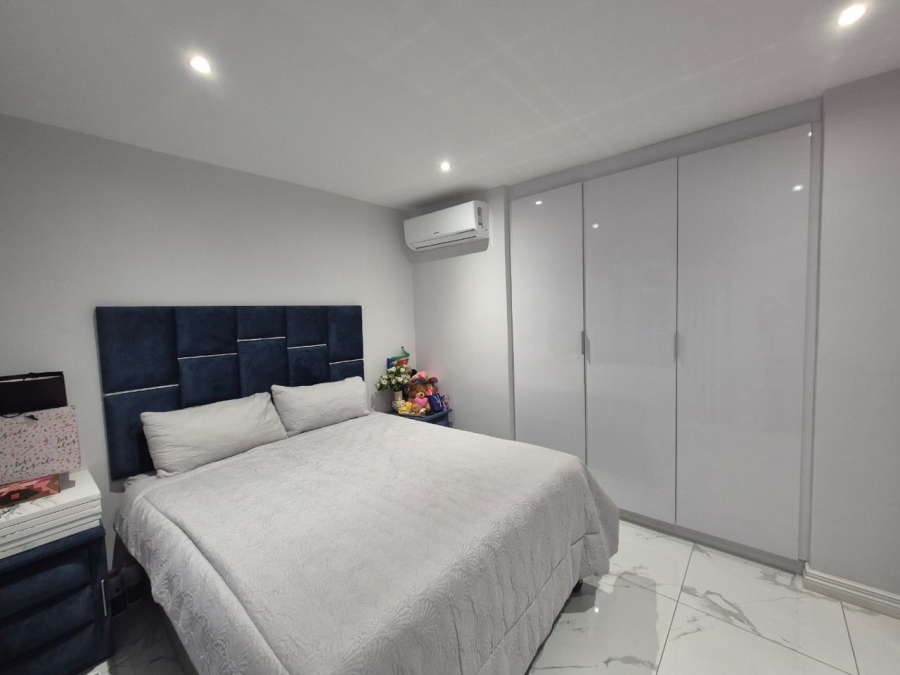 2 Bedroom Property for Sale in Windermere KwaZulu-Natal