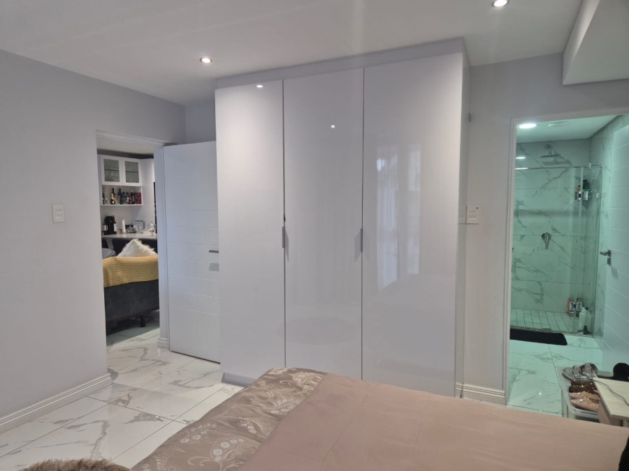 2 Bedroom Property for Sale in Windermere KwaZulu-Natal