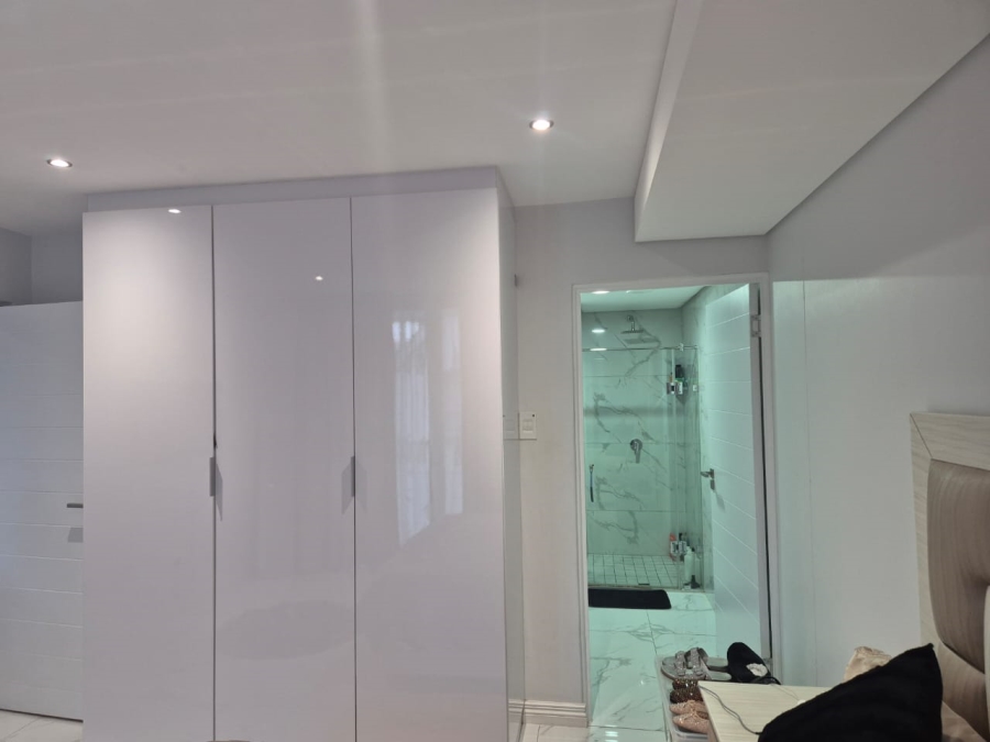 2 Bedroom Property for Sale in Windermere KwaZulu-Natal