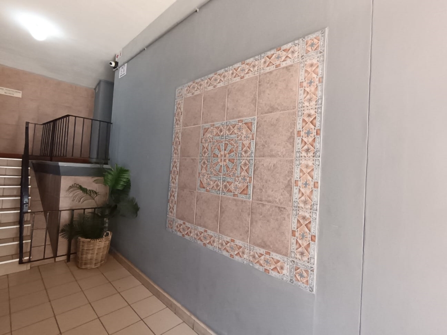 2 Bedroom Property for Sale in Amanzimtoti KwaZulu-Natal