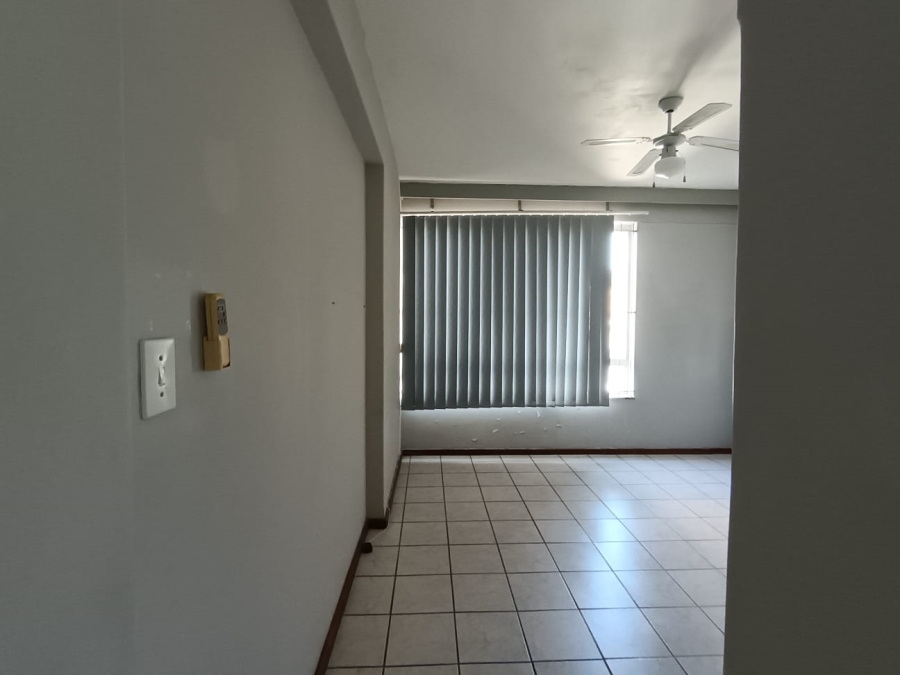 2 Bedroom Property for Sale in Amanzimtoti KwaZulu-Natal