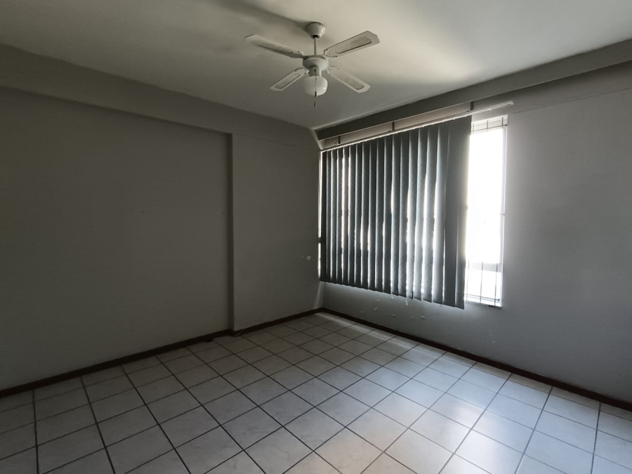 2 Bedroom Property for Sale in Amanzimtoti KwaZulu-Natal