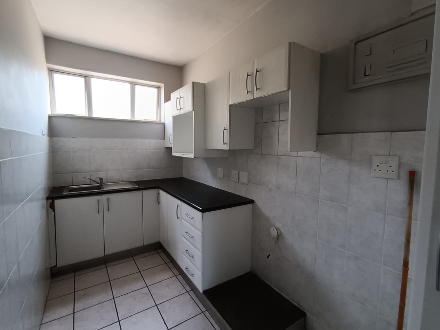 2 Bedroom Property for Sale in Amanzimtoti KwaZulu-Natal