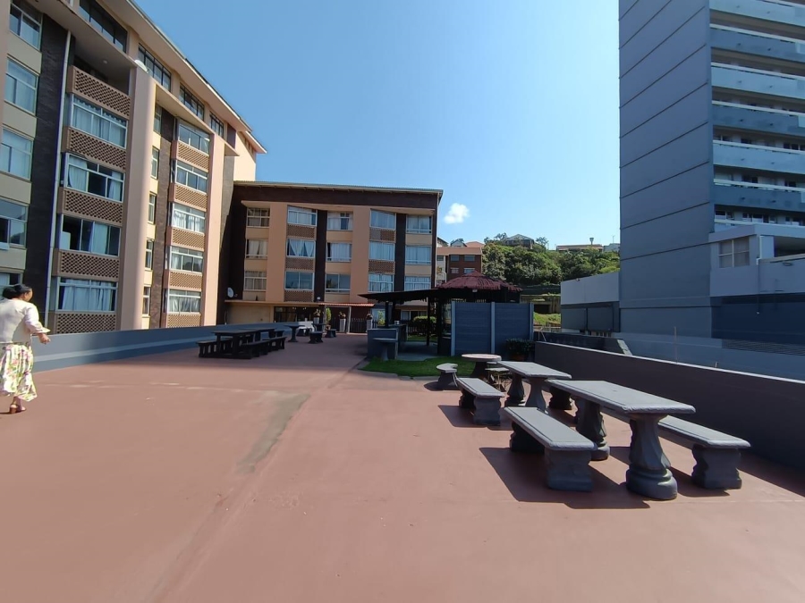 2 Bedroom Property for Sale in Amanzimtoti KwaZulu-Natal