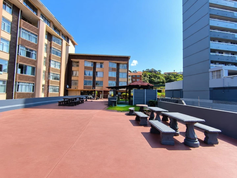 2 Bedroom Property for Sale in Amanzimtoti KwaZulu-Natal