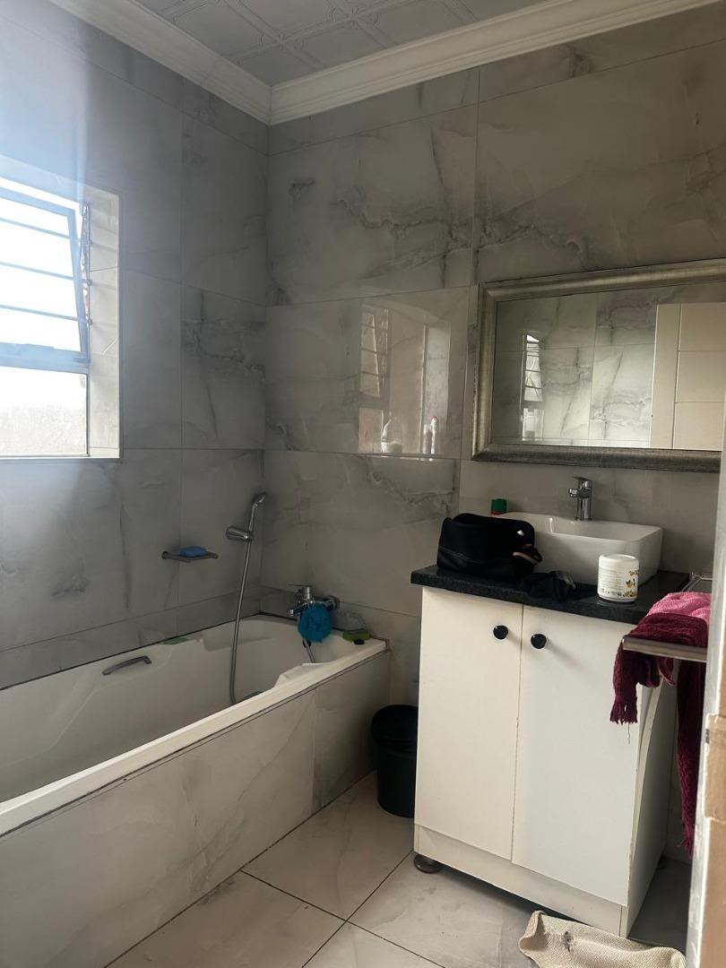 3 Bedroom Property for Sale in Meer En See KwaZulu-Natal