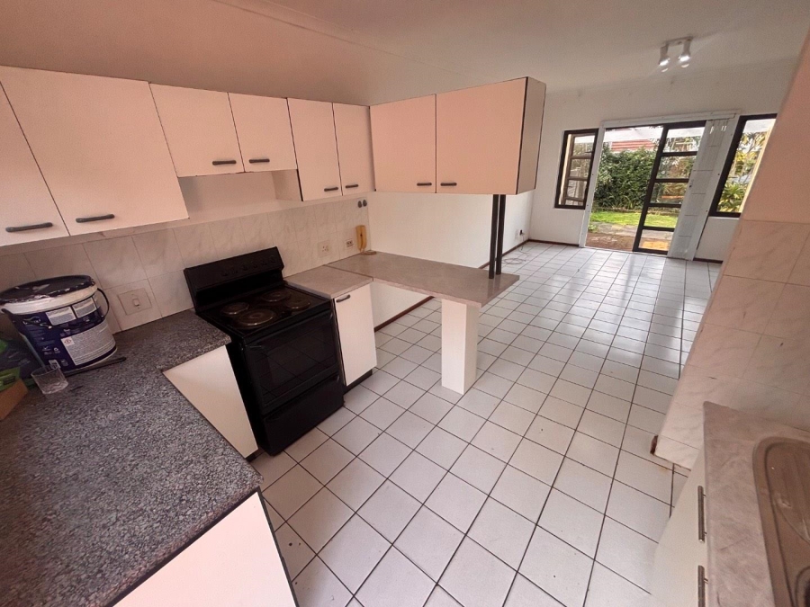 To Let 2 Bedroom Property for Rent in The Wolds KwaZulu-Natal