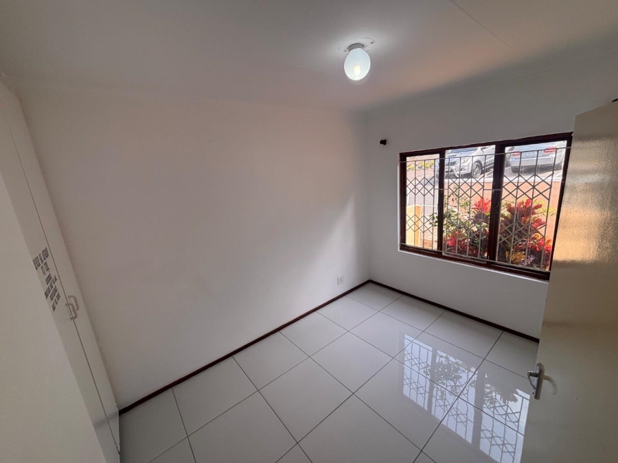 To Let 2 Bedroom Property for Rent in The Wolds KwaZulu-Natal