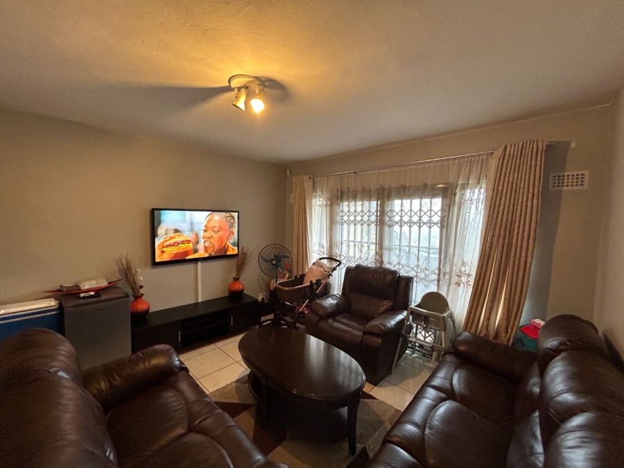 To Let 2 Bedroom Property for Rent in The Wolds KwaZulu-Natal