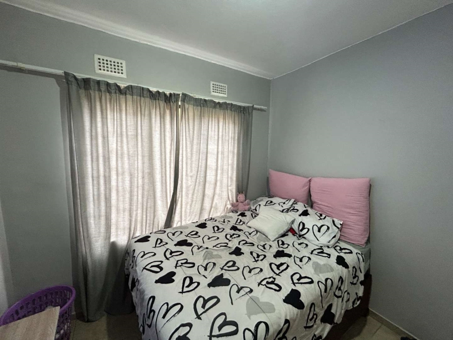 To Let 2 Bedroom Property for Rent in The Wolds KwaZulu-Natal