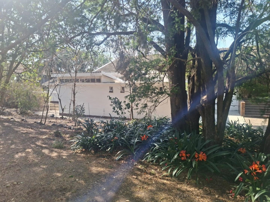 5 Bedroom Property for Sale in Drakensview KwaZulu-Natal