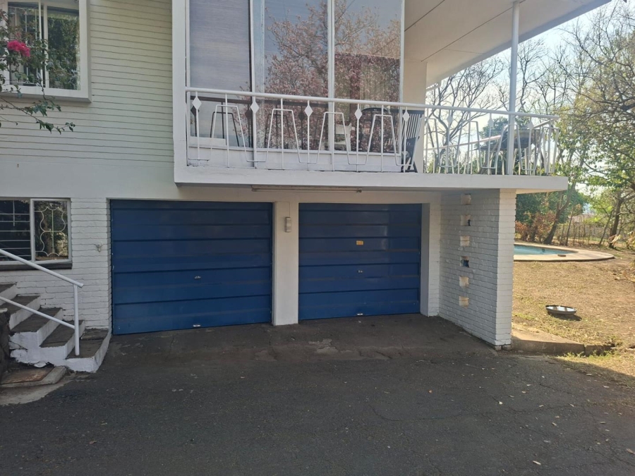 5 Bedroom Property for Sale in Drakensview KwaZulu-Natal