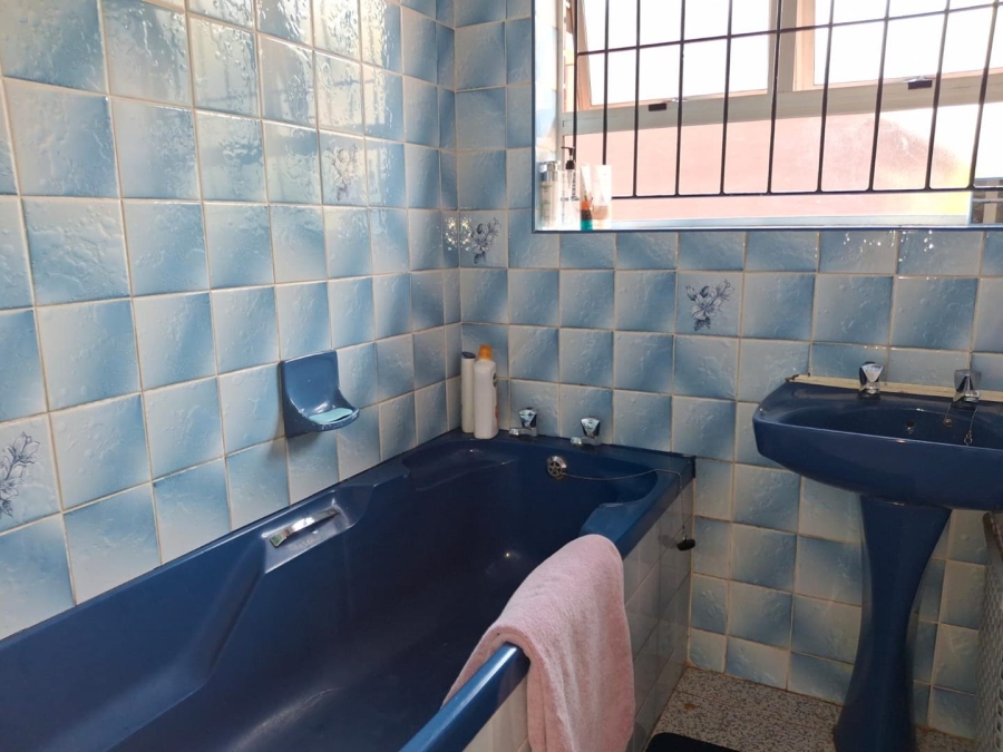 3 Bedroom Property for Sale in Woodhaven KwaZulu-Natal