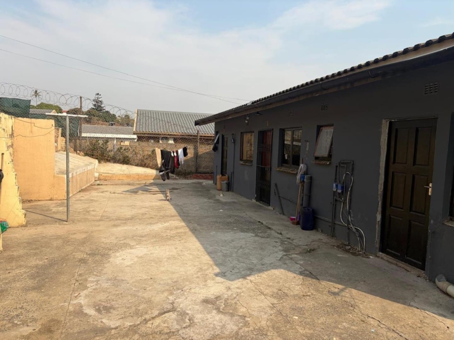 9 Bedroom Property for Sale in Brindhaven KwaZulu-Natal