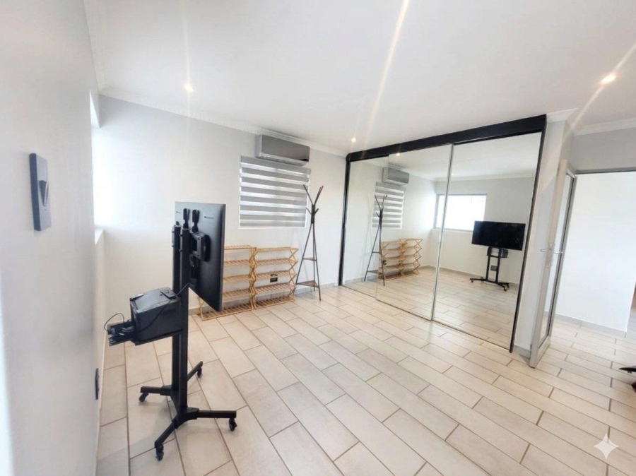 To Let 3 Bedroom Property for Rent in Umhlanga Ridge KwaZulu-Natal
