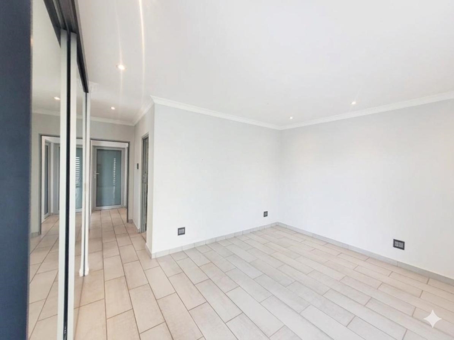 To Let 3 Bedroom Property for Rent in Umhlanga Ridge KwaZulu-Natal