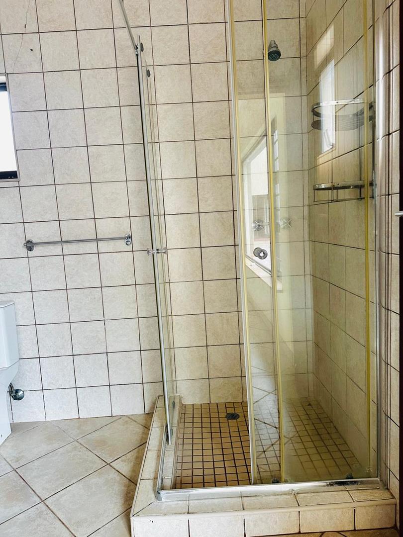 4 Bedroom Property for Sale in Panorama KwaZulu-Natal