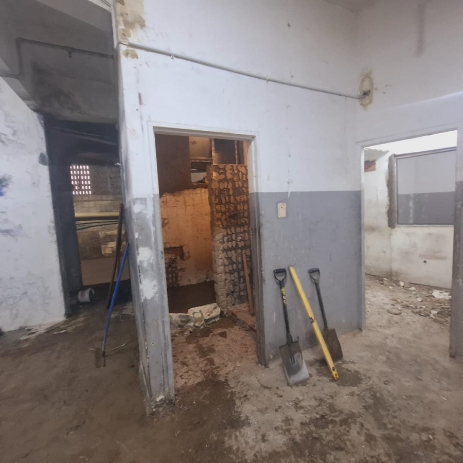 To Let Commercial Property for Rent in Arena Park KwaZulu-Natal