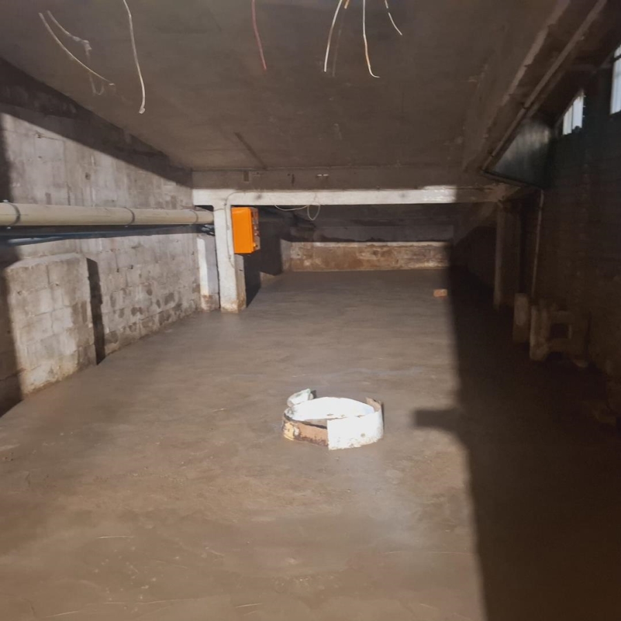 To Let Commercial Property for Rent in Arena Park KwaZulu-Natal