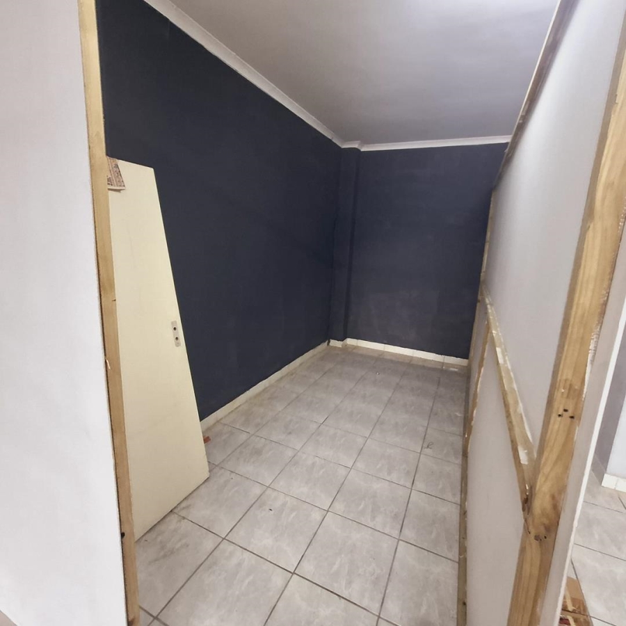To Let 0 Bedroom Property for Rent in Westcliff KwaZulu-Natal