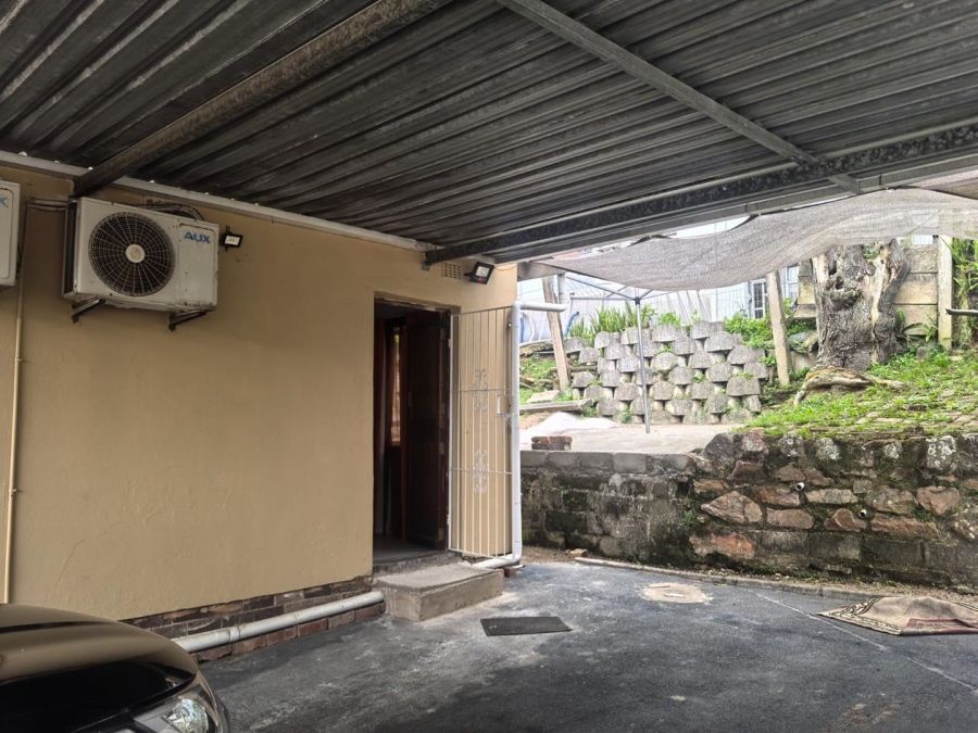To Let 1 Bedroom Property for Rent in Escombe KwaZulu-Natal