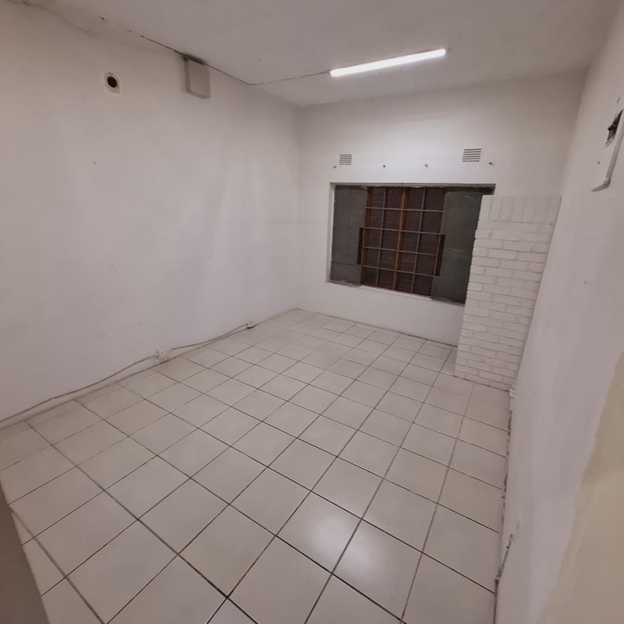 To Let Commercial Property for Rent in Malvern KwaZulu-Natal