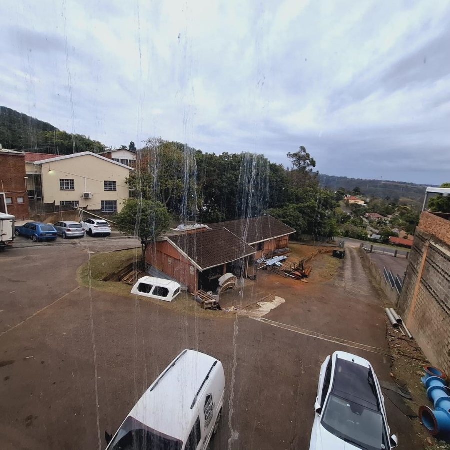 To Let Commercial Property for Rent in Malvern KwaZulu-Natal