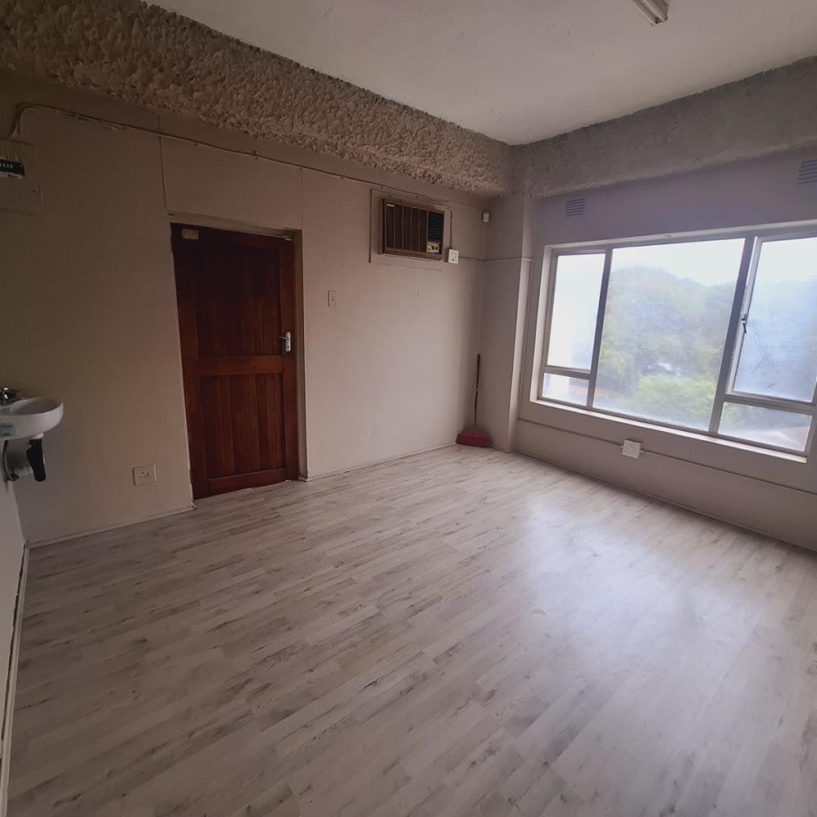 To Let Commercial Property for Rent in Malvern KwaZulu-Natal