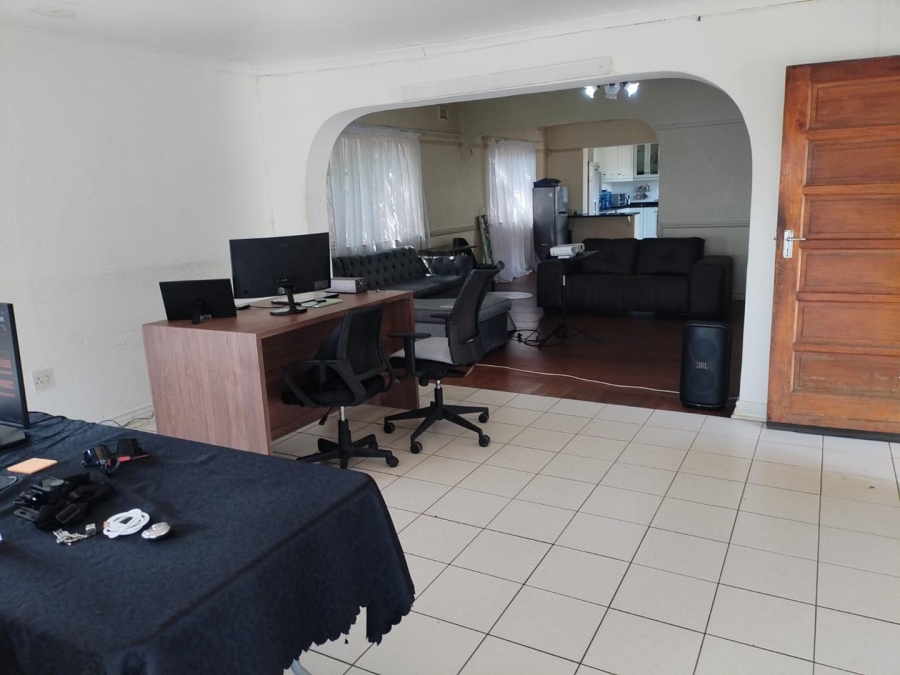 4 Bedroom Property for Sale in Durban North KwaZulu-Natal