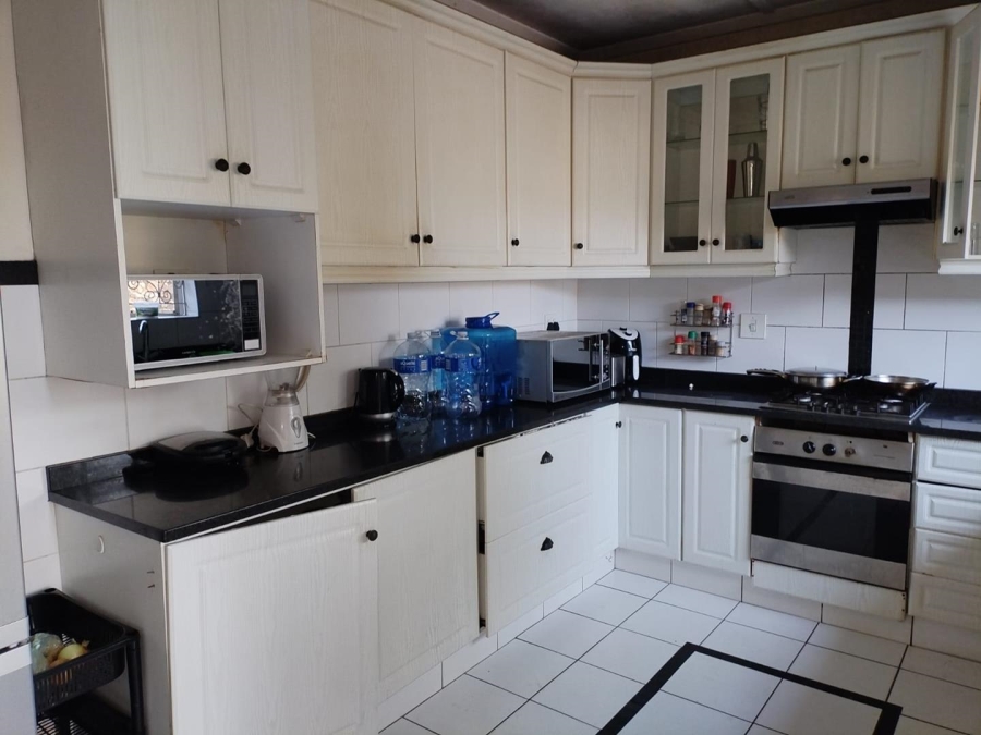 4 Bedroom Property for Sale in Durban North KwaZulu-Natal